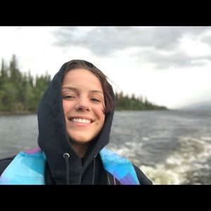 Meet your Posher, Riannon